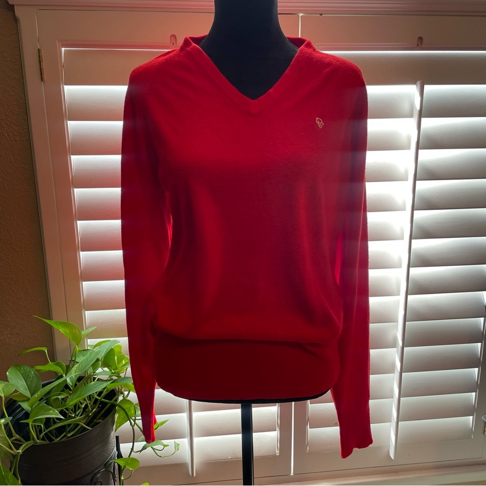 Men’s Christian Dior medium cherry red v neck sweater